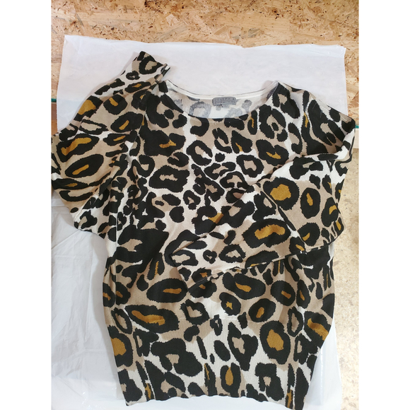Soft Gorgeous animal print pullover crewneck - Picture 1 of 3